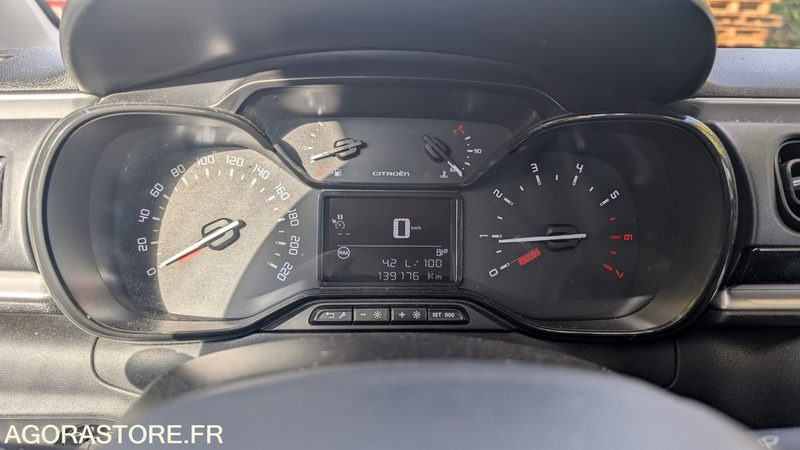CITROEN C3 Société BlueHDI 75 S&S BVM Feel - 2018 - 140 000 km - Легковой фургон: фото 5 CITROEN C3 Société BlueHDI 75 S&S BVM Feel - 2018 - 140 000 km - Легковой фургон: фото 5