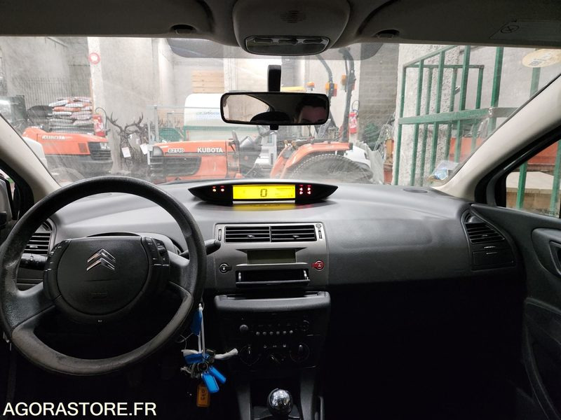 CITROEN C4 - Легковой автомобиль: фото 3 CITROEN C4 - Легковой автомобиль: фото 3