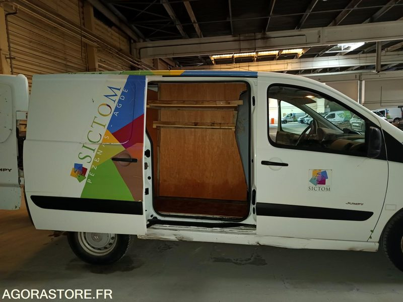 CITROEN JUMPY AE-644-HJ 184773kms 2009 - Цельнометаллический фургон: фото 3 CITROEN JUMPY AE-644-HJ 184773kms 2009 - Цельнометаллический фургон: фото 3