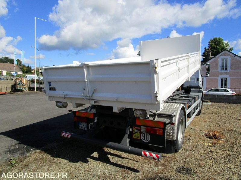 Camion benne Ampliroll Mercedes Axor - 2007 - 206 900 km - TRES BON ETAT - Крюковой мультилифт: фото 4 Camion benne Ampliroll Mercedes Axor - 2007 - 206 900 km - TRES BON ETAT - Крюковой мультилифт: фото 4