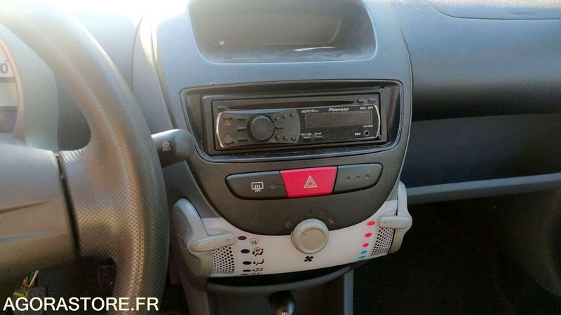 Citroen C1 - 2010 - 159251kms - Легковой автомобиль: фото 4 Citroen C1 - 2010 - 159251kms - Легковой автомобиль: фото 4