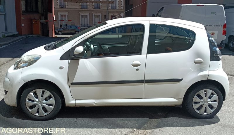 Citroën C1 - lot 163 - Легковой автомобиль: фото 2 Citroën C1 - lot 163 - Легковой автомобиль: фото 2