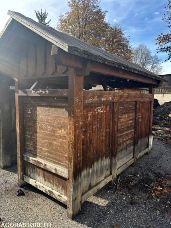 Lot de 2 abris bus bois - Другая техника: фото 3 Lot de 2 abris bus bois - Другая техника: фото 3