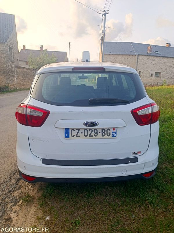 FORD CMAX 1.6 TDCI - 2013 - 105865KM - NON ROULANT - MOTEUR A REMPLACER - Хэтчбек: фото 4 FORD CMAX 1.6 TDCI - 2013 - 105865KM - NON ROULANT - MOTEUR A REMPLACER - Хэтчбек: фото 4