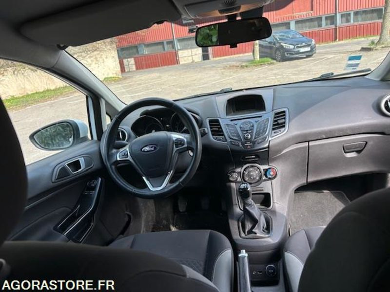 FORD FIESTA - ED-516-SC - Diesel 1.5 l - 183 000 KM - 2016 - Легковой автомобиль: фото 5 FORD FIESTA - ED-516-SC - Diesel 1.5 l - 183 000 KM - 2016 - Легковой автомобиль: фото 5
