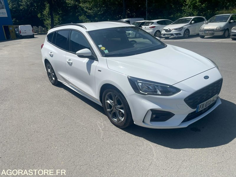 FORD FOCUS ST Line 122800 Kms 2021 - Легковой автомобиль: фото 1 FORD FOCUS ST Line 122800 Kms 2021 - Легковой автомобиль: фото 1