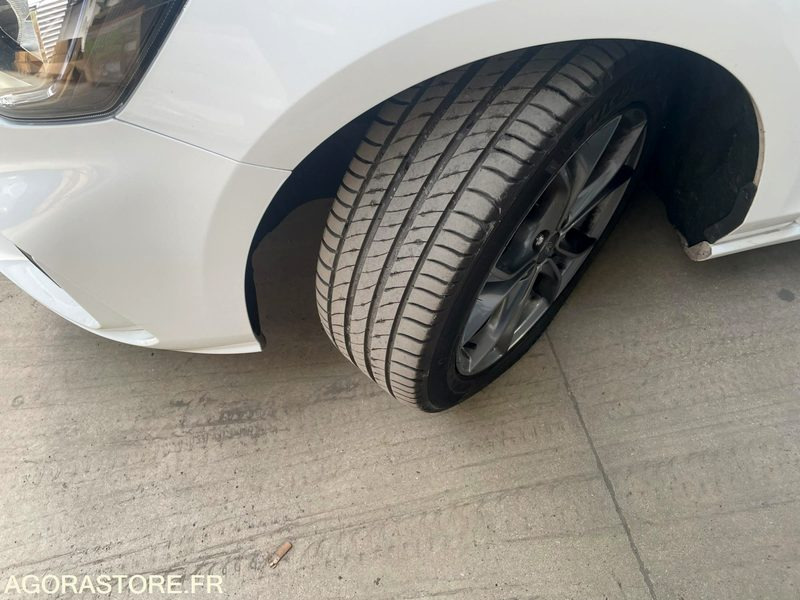 FORD FOCUS ST Line 122800 Kms 2021 - Легковой автомобиль: фото 5 FORD FOCUS ST Line 122800 Kms 2021 - Легковой автомобиль: фото 5