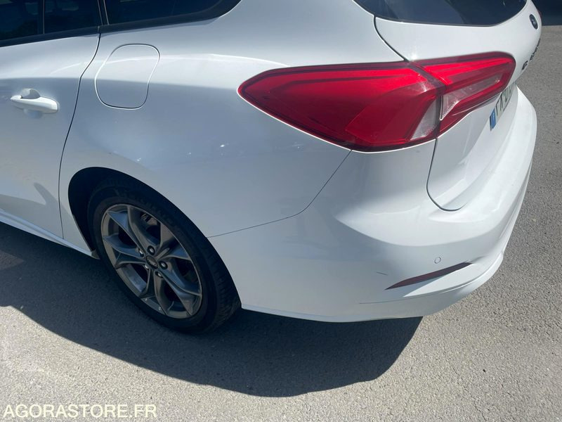 FORD FOCUS ST Line 122800 Kms 2021 - Легковой автомобиль: фото 2 FORD FOCUS ST Line 122800 Kms 2021 - Легковой автомобиль: фото 2