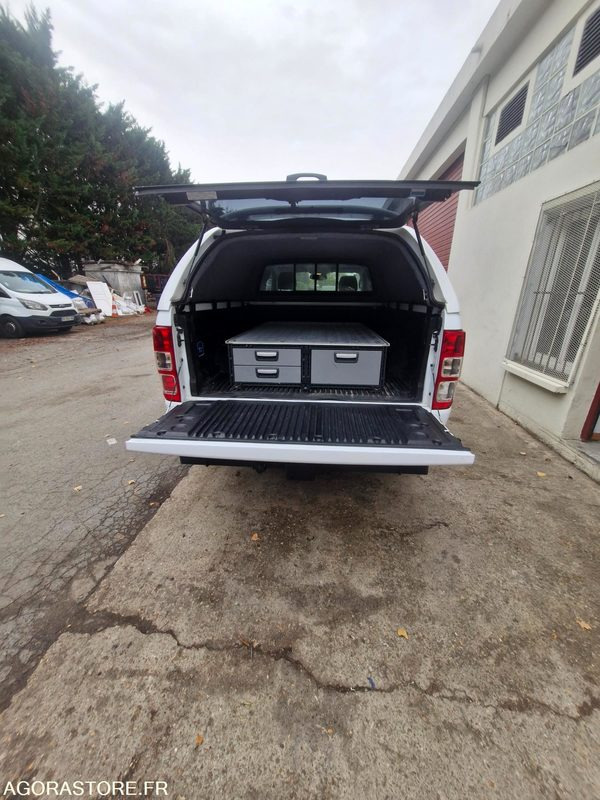 FORD RANGER 2.0 ECOBLUE 4×4 170 CV 136670 KMS - Пикап: фото 4 FORD RANGER 2.0 ECOBLUE 4×4 170 CV 136670 KMS - Пикап: фото 4