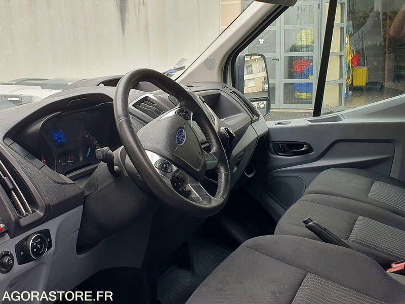 FORD TRANSIT AD BLUE 92178kms 2017 - Фургон с закрытым кузовом: фото 5 FORD TRANSIT AD BLUE 92178kms 2017 - Фургон с закрытым кузовом: фото 5
