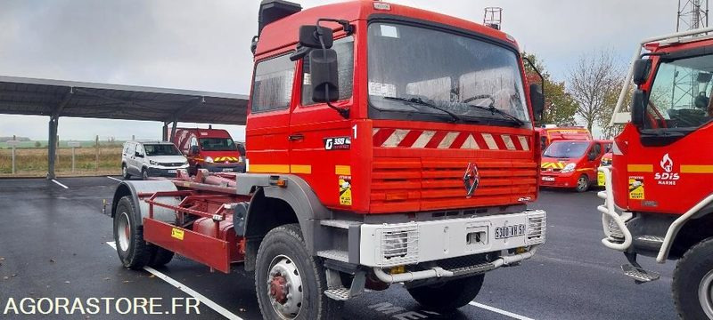 CAMION PORTE CELLULE - Грузовик: фото 1 CAMION PORTE CELLULE - Грузовик: фото 1