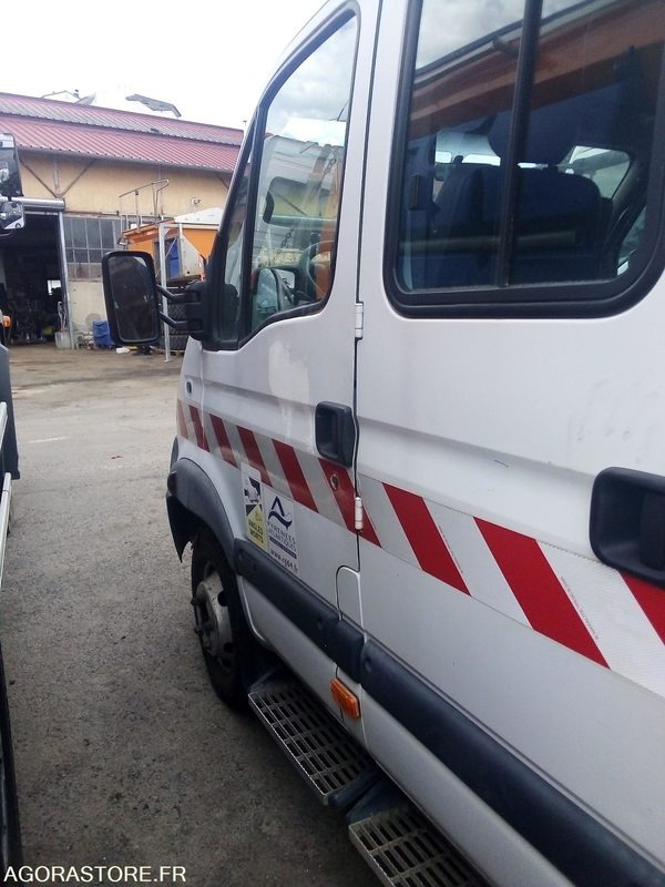 Camion Renault Mascott 5T5 double cabine - Грузовик: фото 2 Camion Renault Mascott 5T5 double cabine - Грузовик: фото 2