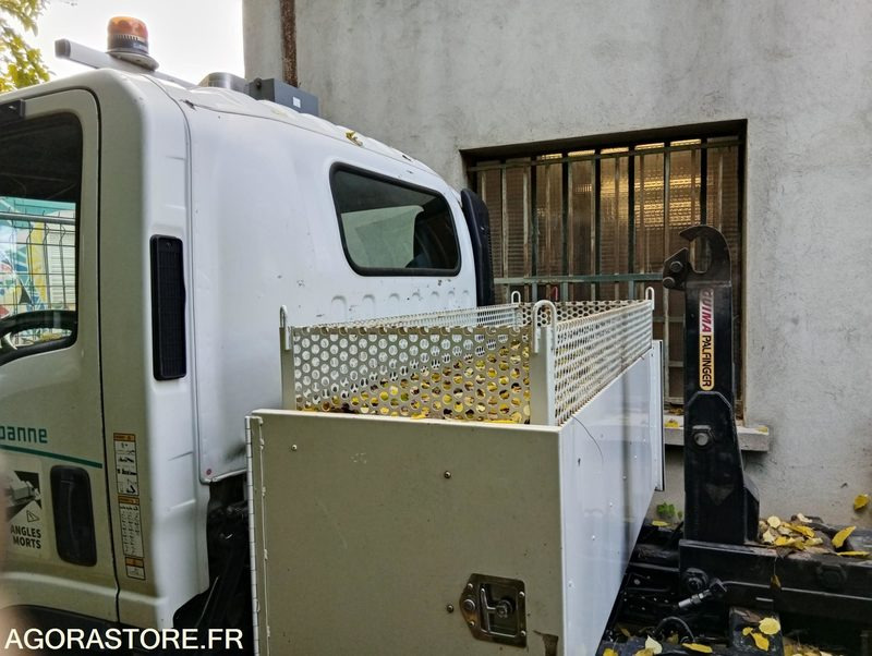 ISUZU - 2012 - 76617kms - Грузовик: фото 3 ISUZU - 2012 - 76617kms - Грузовик: фото 3