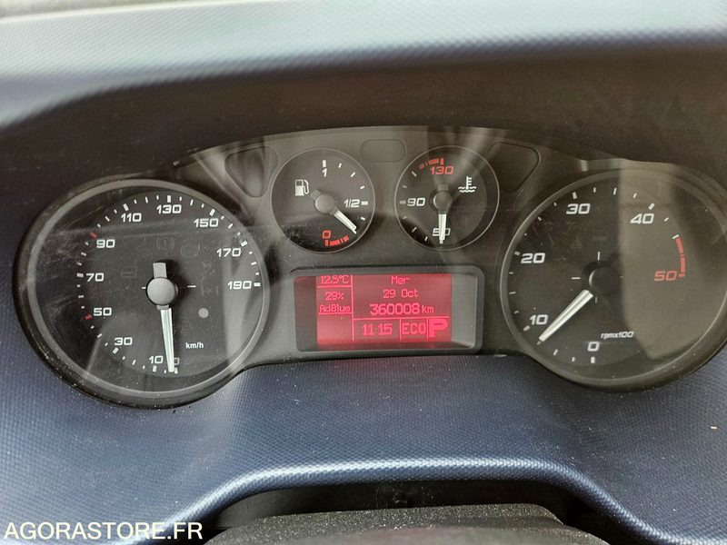 IVECO DAILY 72C21 PORTE VIANDE FRIGORIFIQUE - 2017 - 360 000KM в лизинг IVECO DAILY 72C21 PORTE VIANDE FRIGORIFIQUE - 2017 - 360 000KM: фото 6