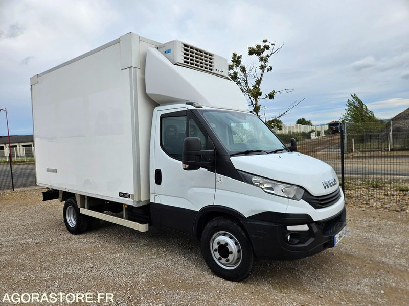 IVECO DAILY 72C21 PORTE VIANDE FRIGORIFIQUE - 2017 - 360 000KM в лизинг IVECO DAILY 72C21 PORTE VIANDE FRIGORIFIQUE - 2017 - 360 000KM: фото 12