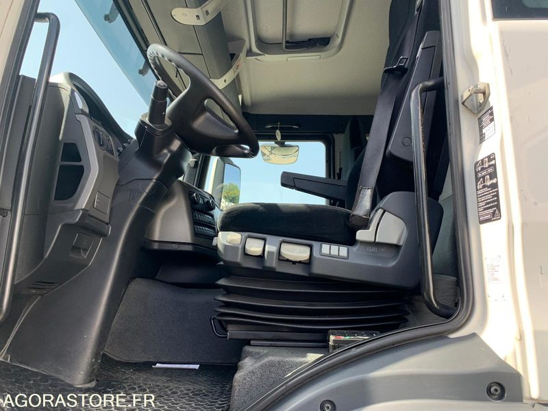 MAN TGS PORTE ENGINS 2015 311546KM - Грузовик: фото 5 MAN TGS PORTE ENGINS 2015 311546KM - Грузовик: фото 5