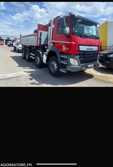 PORTEUR DAF 8X4 BIBENNE GRUE - 2017 - 198000 Kms - Грузовик: фото 1 PORTEUR DAF 8X4 BIBENNE GRUE - 2017 - 198000 Kms - Грузовик: фото 1