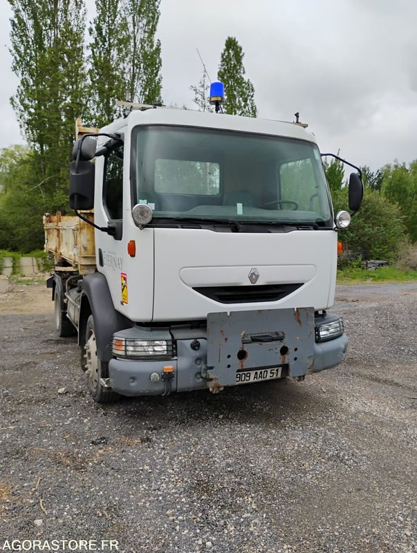 Poids Lourds Renault Midlum 909AAD51 13 Tonnes (4X2) - Грузовик: фото 1 Poids Lourds Renault Midlum 909AAD51 13 Tonnes (4X2) - Грузовик: фото 1