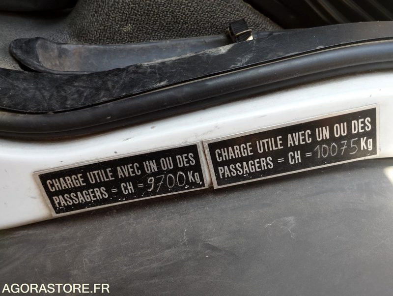 Porteur PREMIUM 270 DXI - 2012 - 299000 kms (D146/BZ-955-WL) - Грузовик: фото 3 Porteur PREMIUM 270 DXI - 2012 - 299000 kms (D146/BZ-955-WL) - Грузовик: фото 3