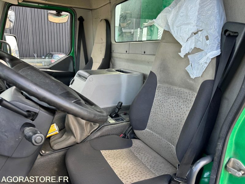 RENAULT 8x4 - KERAX 450 DXI PLATEAU - 2008 / 418000 KM - Грузовик: фото 2 RENAULT 8x4 - KERAX 450 DXI PLATEAU - 2008 / 418000 KM - Грузовик: фото 2