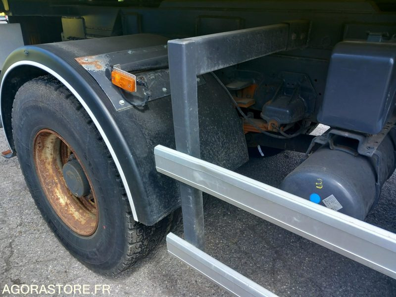 Грузовик RENAULT KERAX 370 DCI + SALEUSE EUROPE SERVICE + LAME ARVEL KR0207 SE1207 LA0912: фото 6