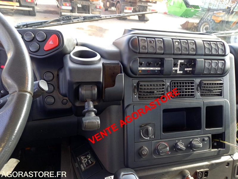 Грузовик Vends IVECO 4X2: фото 15 Грузовик Vends IVECO 4X2: фото 15