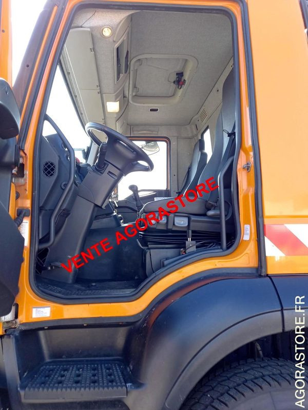 Грузовик Vends IVECO 4X2: фото 9 Грузовик Vends IVECO 4X2: фото 9