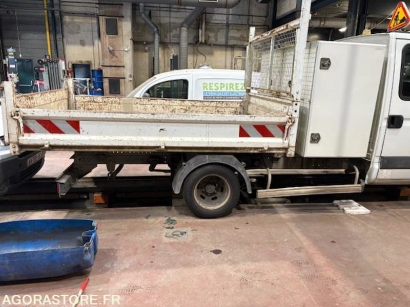 IVECO 2012 - 189000kms - Цельнометаллический фургон: фото 2 IVECO 2012 - 189000kms - Цельнометаллический фургон: фото 2