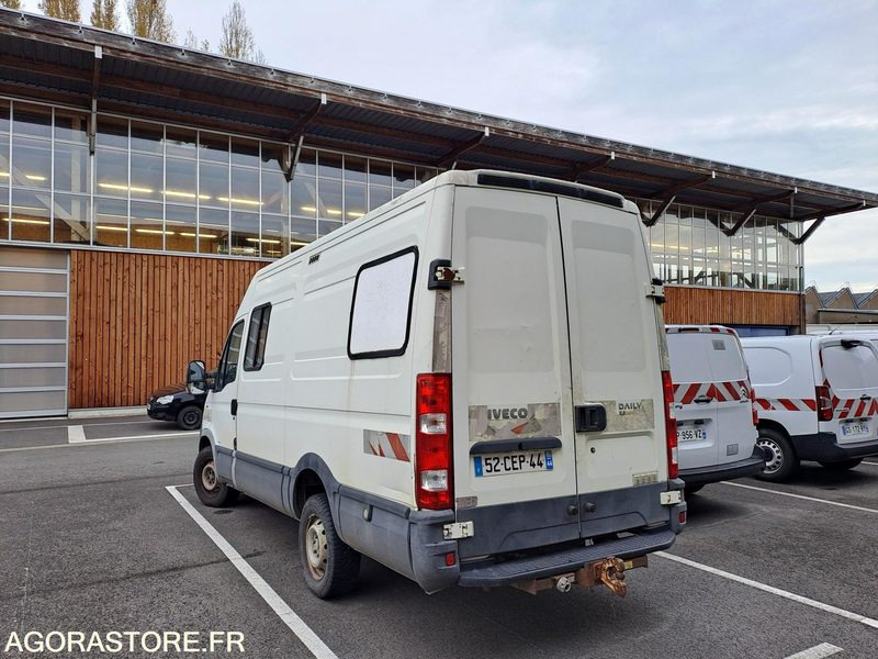 IVECO | 35S12 | 2007 | 99665KM - Цельнометаллический фургон: фото 1 IVECO | 35S12 | 2007 | 99665KM - Цельнометаллический фургон: фото 1