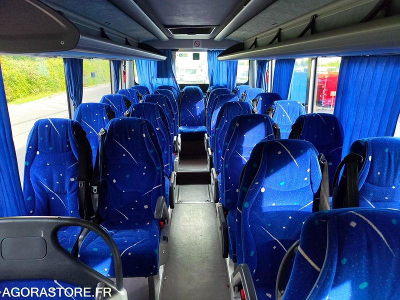 IVECO BUS EVADYS N°078033 - Школьный автобус: фото 4 IVECO BUS EVADYS N°078033 - Школьный автобус: фото 4