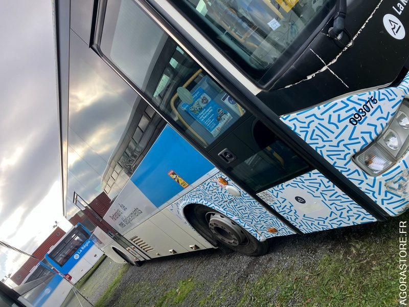 IVECO CROSSWAY 12.80M N°093075 - Школьный автобус: фото 2 IVECO CROSSWAY 12.80M N°093075 - Школьный автобус: фото 2