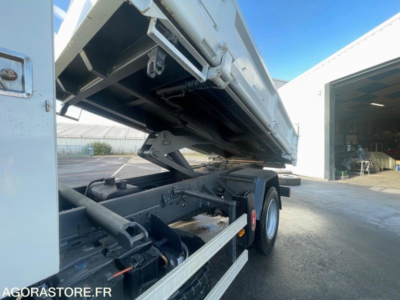 Малотоннажный самосвал IVECO EUROCARGO 140E22 - BI BENNE - 2009 - 171000KMS: фото 6