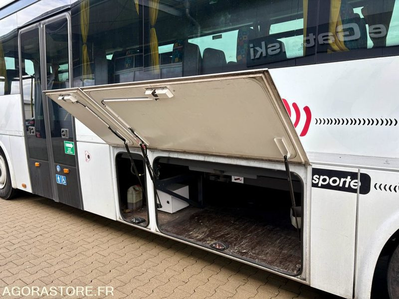 Irisbus Recreo 2010 - Clim - EURO 5 - Школьный автобус: фото 5 Irisbus Recreo 2010 - Clim - EURO 5 - Школьный автобус: фото 5