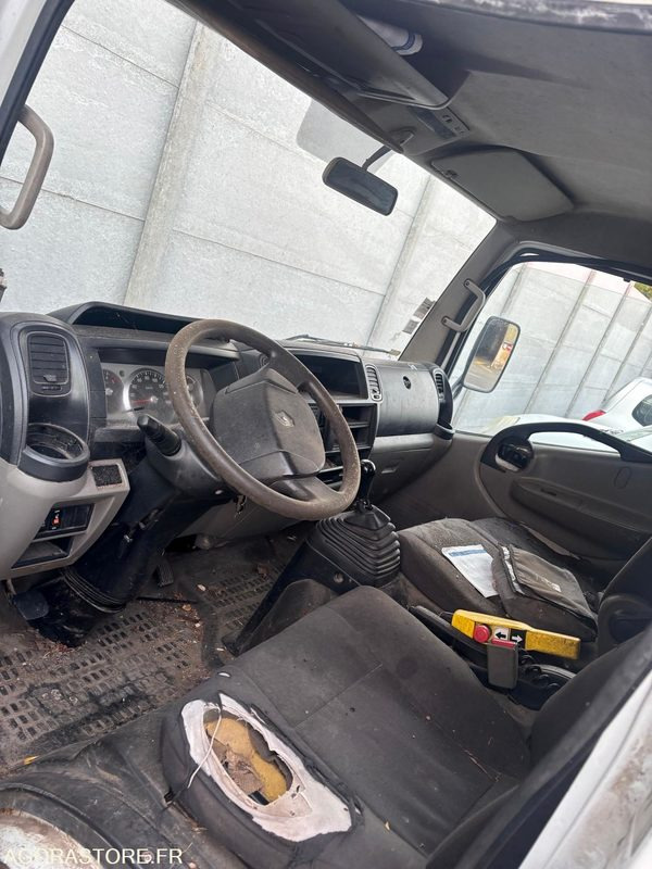 Iveco - Малотоннажный самосвал: фото 2 Iveco - Малотоннажный самосвал: фото 2