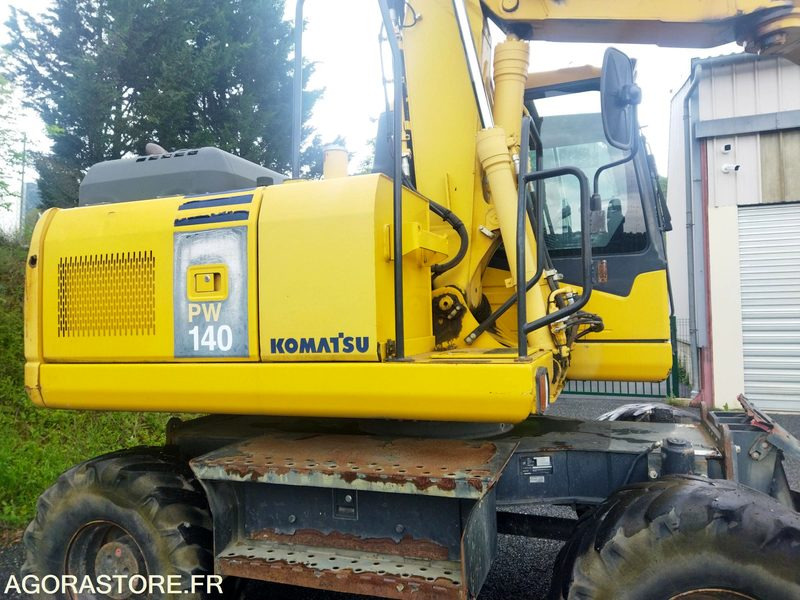 KOMATSU PW140-7 7500H - Экскаватор: фото 2 KOMATSU PW140-7 7500H - Экскаватор: фото 2