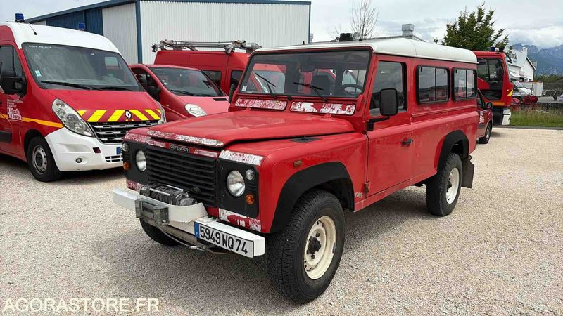 LAND ROVER DÉFENDER 130 113 979 Kms - 2000 - 5949 WQ 74 - Внедорожник: фото 1 LAND ROVER DÉFENDER 130 113 979 Kms - 2000 - 5949 WQ 74 - Внедорожник: фото 1