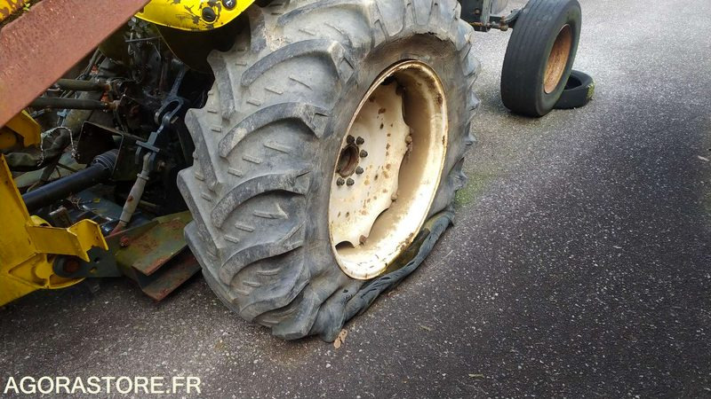 MASSEY FERGUSSIN 6445 DYNA-6 - 2008 - 6022kms - Трактор: фото 5 MASSEY FERGUSSIN 6445 DYNA-6 - 2008 - 6022kms - Трактор: фото 5