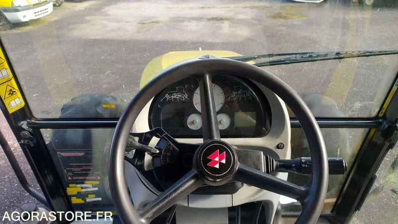 MASSEY FERGUSSON - 2013 - 9161kms - Трактор: фото 3 MASSEY FERGUSSON - 2013 - 9161kms - Трактор: фото 3