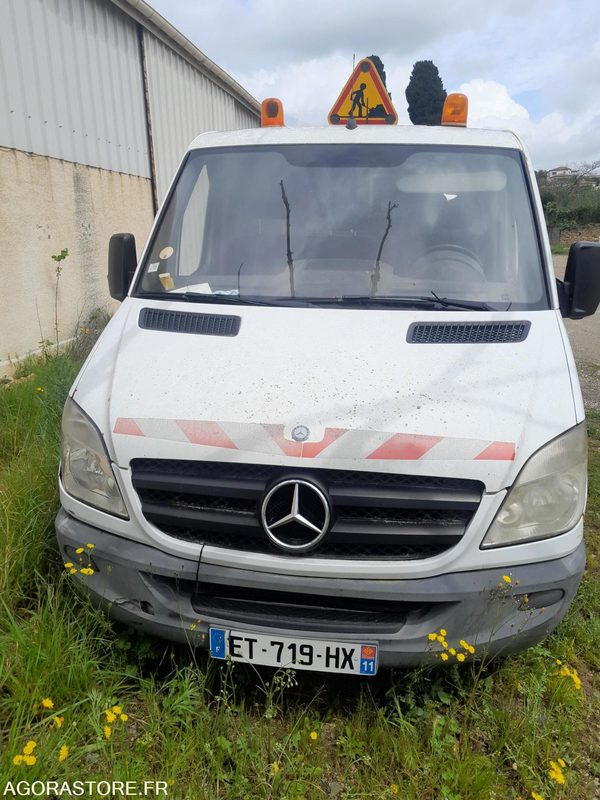 MERCEDES 315 - HYDROCUREUSE // ET719HX // 2007 213567KM // ÉTAT MOTEUR INCONNU - Ассенизатор: фото 1 MERCEDES 315 - HYDROCUREUSE // ET719HX // 2007 213567KM // ÉTAT MOTEUR INCONNU - Ассенизатор: фото 1