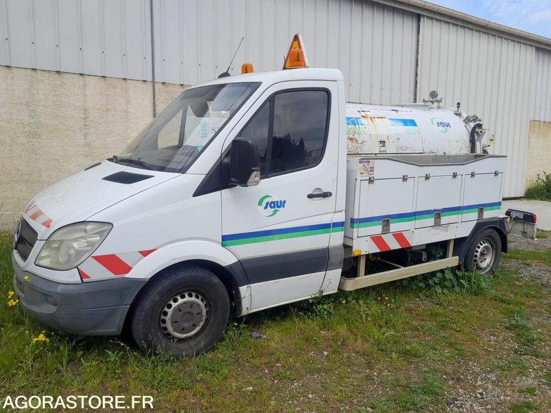 MERCEDES 315 - HYDROCUREUSE // ET719HX // 2007 213567KM // ÉTAT MOTEUR INCONNU - Ассенизатор: фото 2 MERCEDES 315 - HYDROCUREUSE // ET719HX // 2007 213567KM // ÉTAT MOTEUR INCONNU - Ассенизатор: фото 2