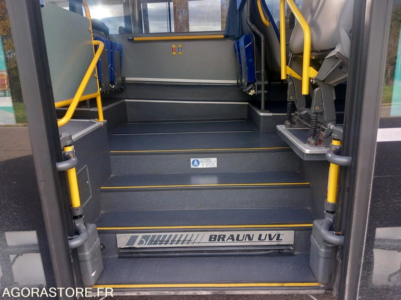 MERCEDES INTOURO N°083146 - Школьный автобус: фото 3 MERCEDES INTOURO N°083146 - Школьный автобус: фото 3