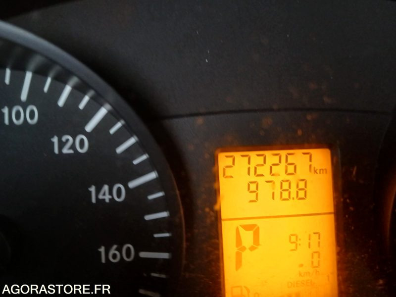 MERCEDES SPRINTER ANNEE 2014 - Малотоннажный самосвал: фото 4 MERCEDES SPRINTER ANNEE 2014 - Малотоннажный самосвал: фото 4