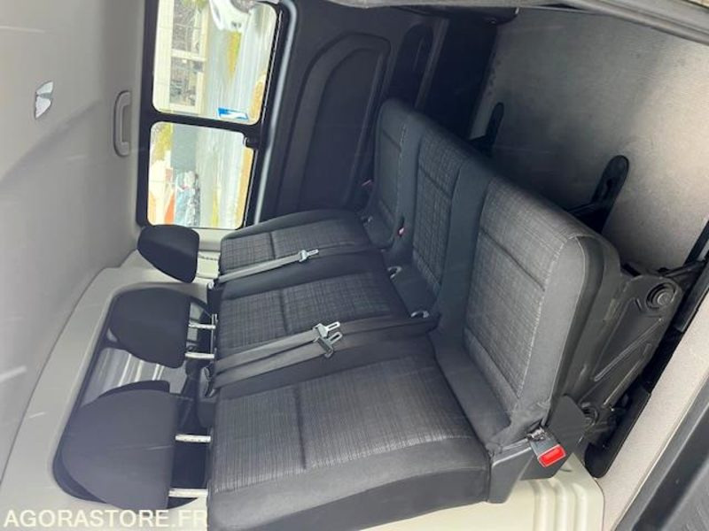 Цельнометаллический фургон MERCEDES VITO MIXTO 119 CDI LONG 4X4 7G-TRONIC 6 PLACES: фото 11 Цельнометаллический фургон MERCEDES VITO MIXTO 119 CDI LONG 4X4 7G-TRONIC 6 PLACES: фото 11