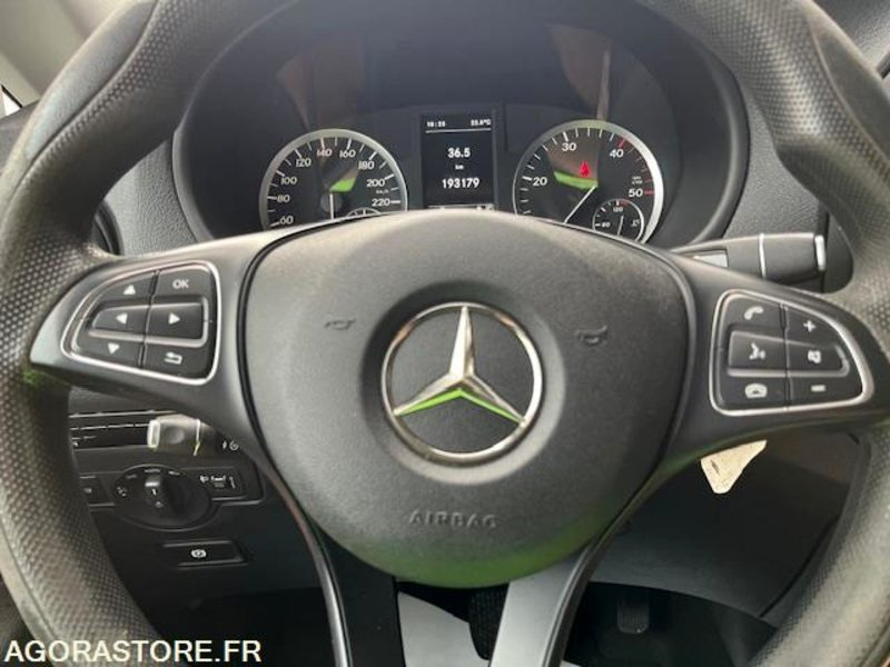 Цельнометаллический фургон MERCEDES VITO MIXTO 119 CDI LONG 4X4 7G-TRONIC 6 PLACES: фото 7 Цельнометаллический фургон MERCEDES VITO MIXTO 119 CDI LONG 4X4 7G-TRONIC 6 PLACES: фото 7