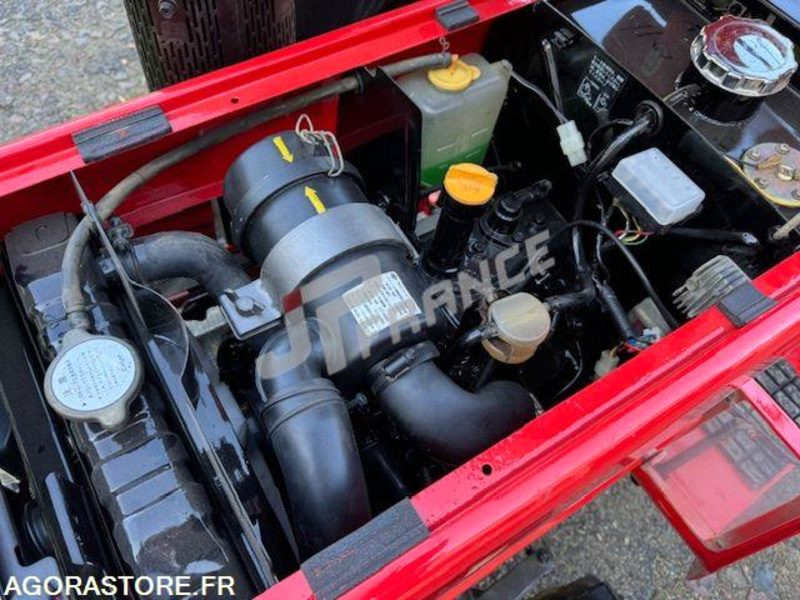 MICROTRACTEUR YANMAR 16CV 3 CYLINDRES  DIESEL D'OCCASION  4 RM PDF 3 PTS COMPLET - Трактор: фото 4 MICROTRACTEUR YANMAR 16CV 3 CYLINDRES  DIESEL D'OCCASION  4 RM PDF 3 PTS COMPLET - Трактор: фото 4