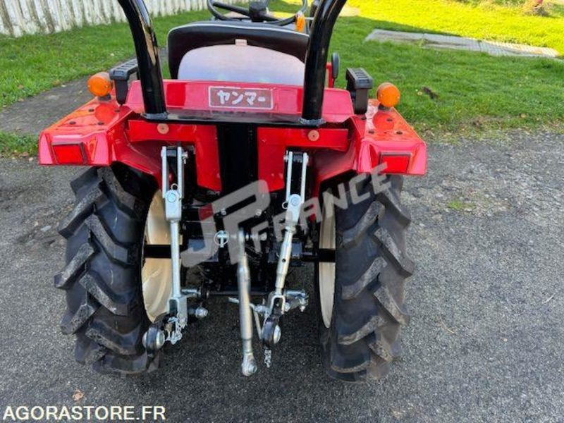 MICROTRACTEUR YANMAR 16CV 3 CYLINDRES  DIESEL D'OCCASION  4 RM PDF 3 PTS COMPLET - Трактор: фото 5 MICROTRACTEUR YANMAR 16CV 3 CYLINDRES  DIESEL D'OCCASION  4 RM PDF 3 PTS COMPLET - Трактор: фото 5