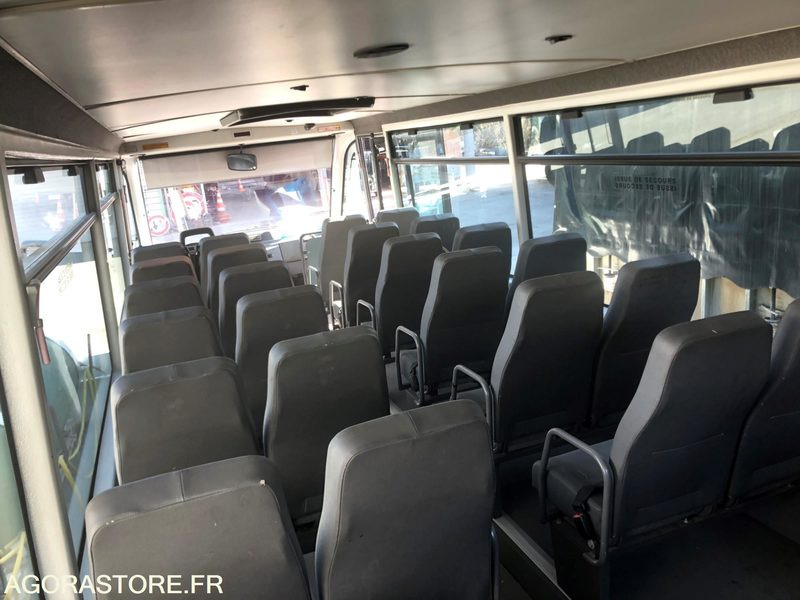 MINI-BUS MERCEDES VARIO - 127178 kms - 2000 - Микроавтобус, Пассажирский фургон: фото 5 MINI-BUS MERCEDES VARIO - 127178 kms - 2000 - Микроавтобус, Пассажирский фургон: фото 5