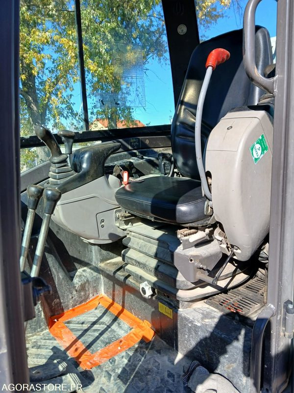 MINI PELLE VOLVO EC 27C - Мини-экскаватор: фото 4 MINI PELLE VOLVO EC 27C - Мини-экскаватор: фото 4