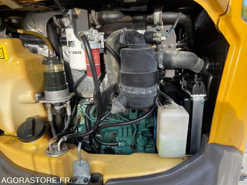MINI-PELLE VOLVO ECR25D 2016 4700 HEURES - Экскаватор: фото 3 MINI-PELLE VOLVO ECR25D 2016 4700 HEURES - Экскаватор: фото 3