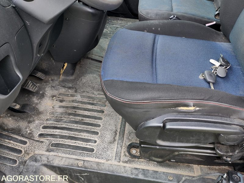 Masteur avec Bennes basculantes - Малотоннажный самосвал: фото 3 Masteur avec Bennes basculantes - Малотоннажный самосвал: фото 3